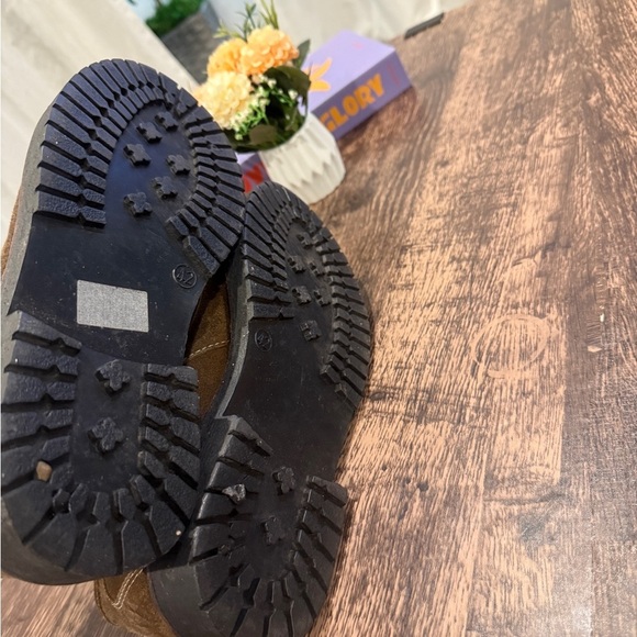 Spieth & Wendy Brown Suede Oxford Shoes with Classic Design - Picture 8 of 8